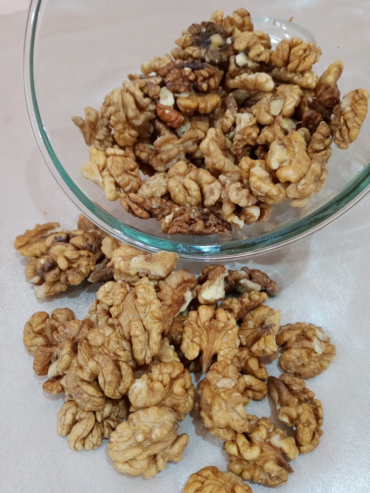 Premium Kashmiri walnut kernals