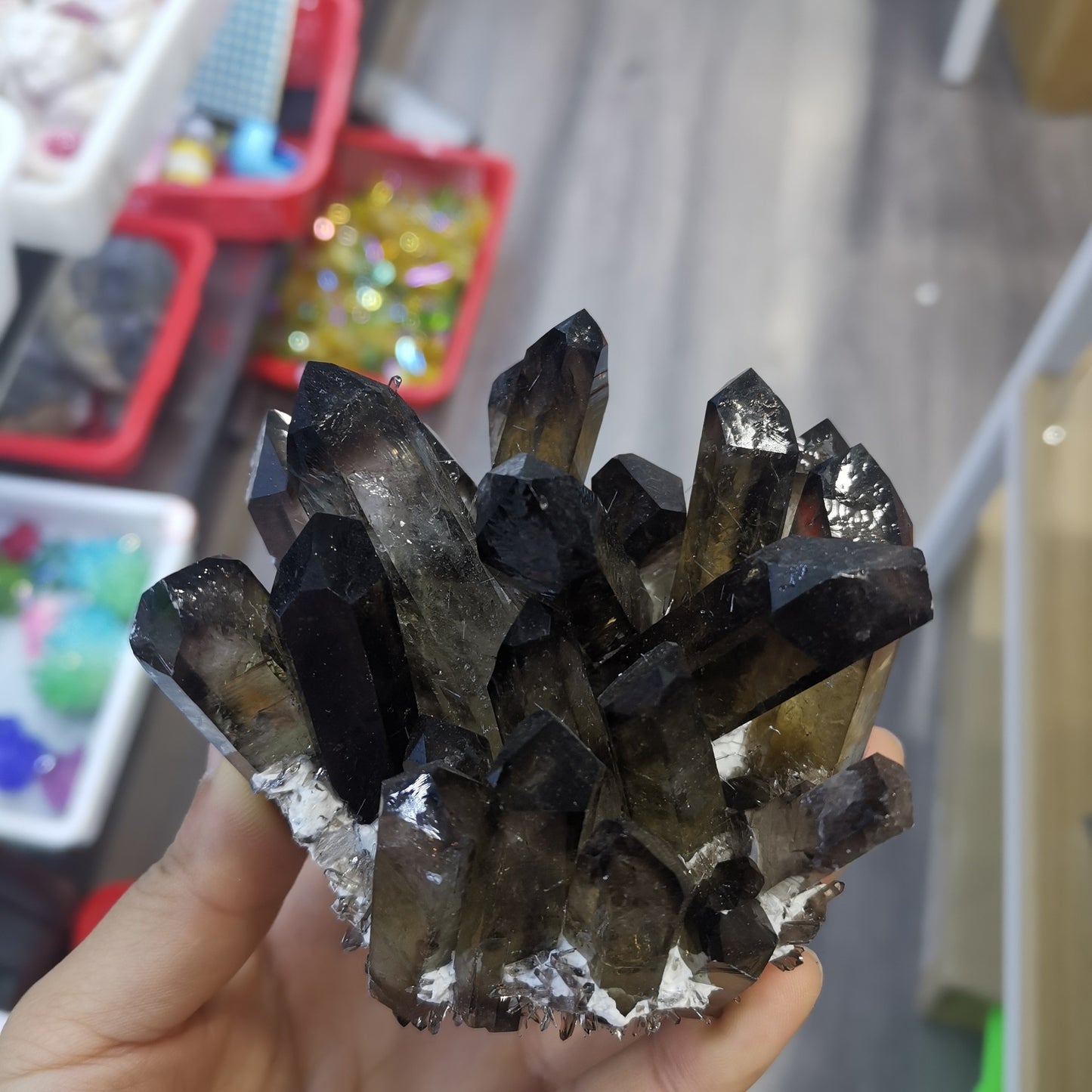 Tea Crystal Cluster Landscape Ornament – Artistic Handicraft Gift