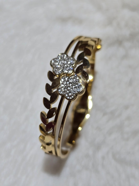 Anti Tarnish White Zirconian Floral Bangle