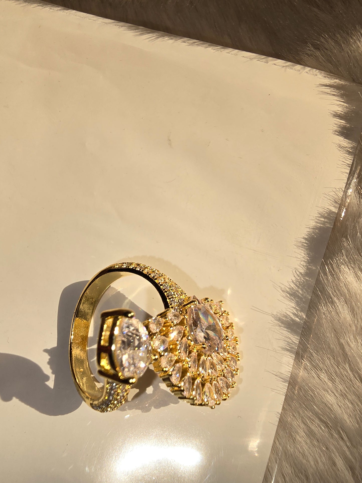 Antitarnish Aura Fan Ring