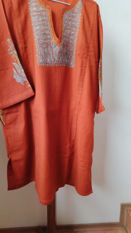 Warm pheran with handcrafted sozini embroidery